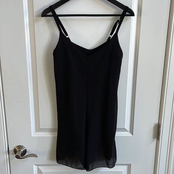AEO Black Short Jumper Size OS‎ - Picture 3 of 6
